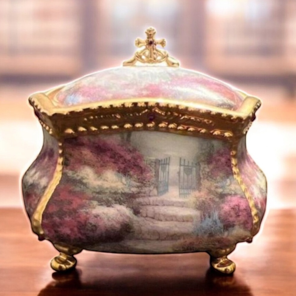 Kinkade Music Box No#A8599 Plays What‎ The World Needs Now